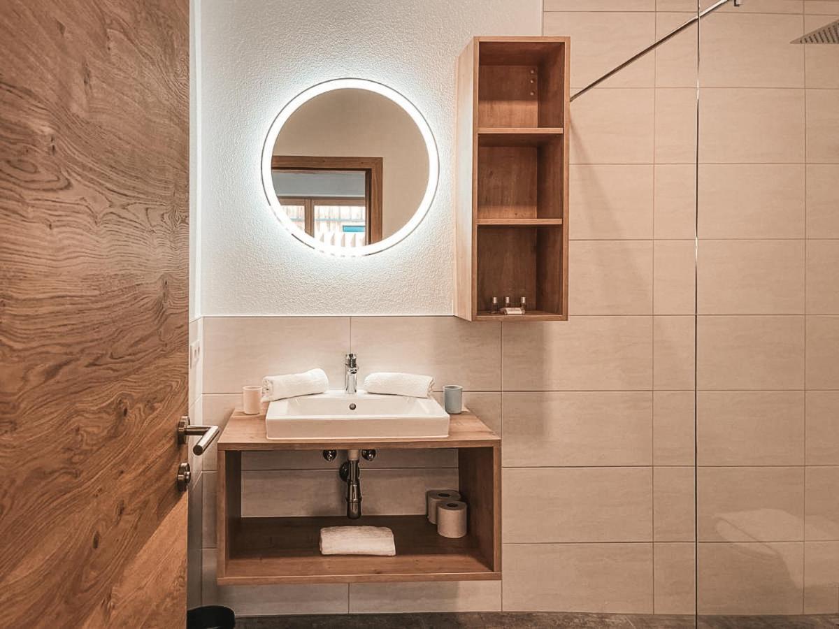 Isanora - Garden & Private Whirlpool By Alpenluxus Appartements Fuegen Luaran gambar